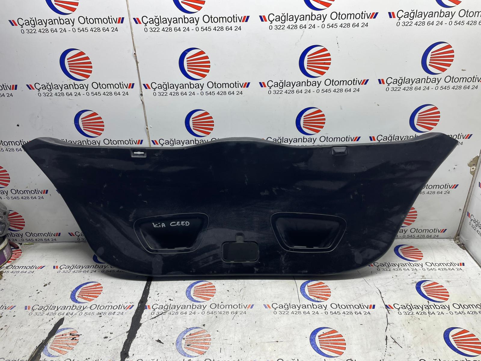 Kia Ceed Bagaj Kapagı Döşemesi 